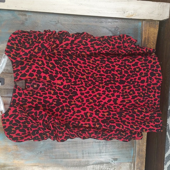 Zara Basic Black and Red Leopard Print Blouse w/ Draped Sleeves - Women's Medium - Picture 6 of 8